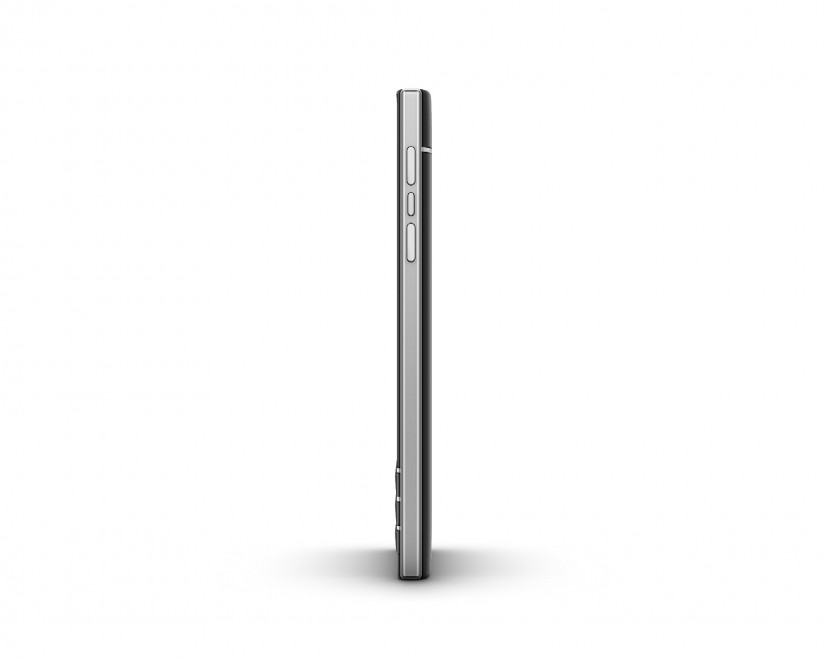 BlackBerry Passport: smartphone quadrato con tastiera fisica