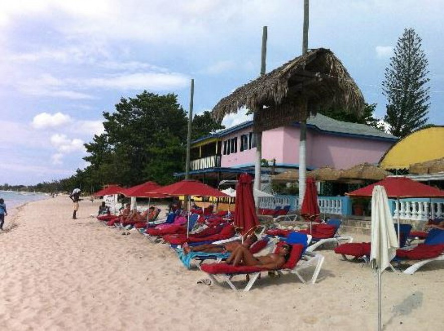 Giamaica, paradiso a rischio: tra 30 anni scomparir&agrave; la spiaggia da sogno