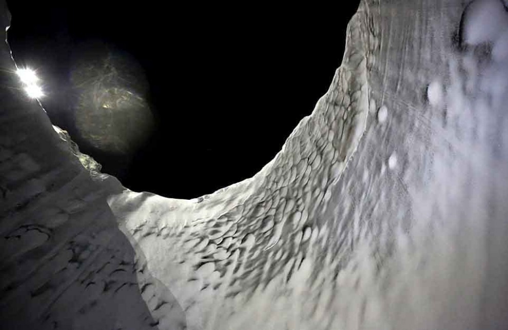 Siberia, la discesa nel cratere del mistero