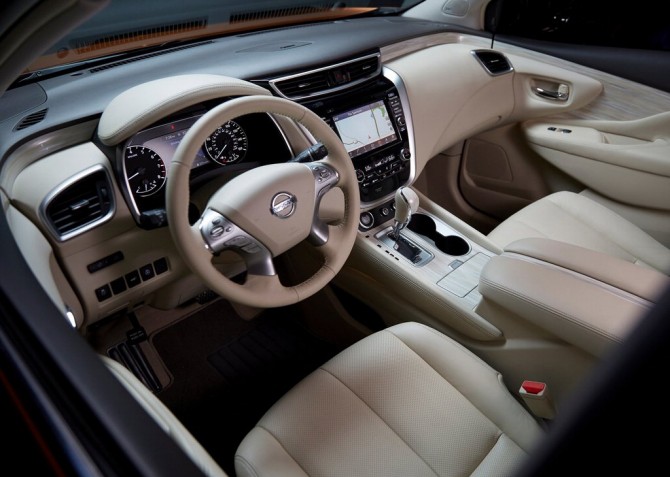 Nissan мурано салон