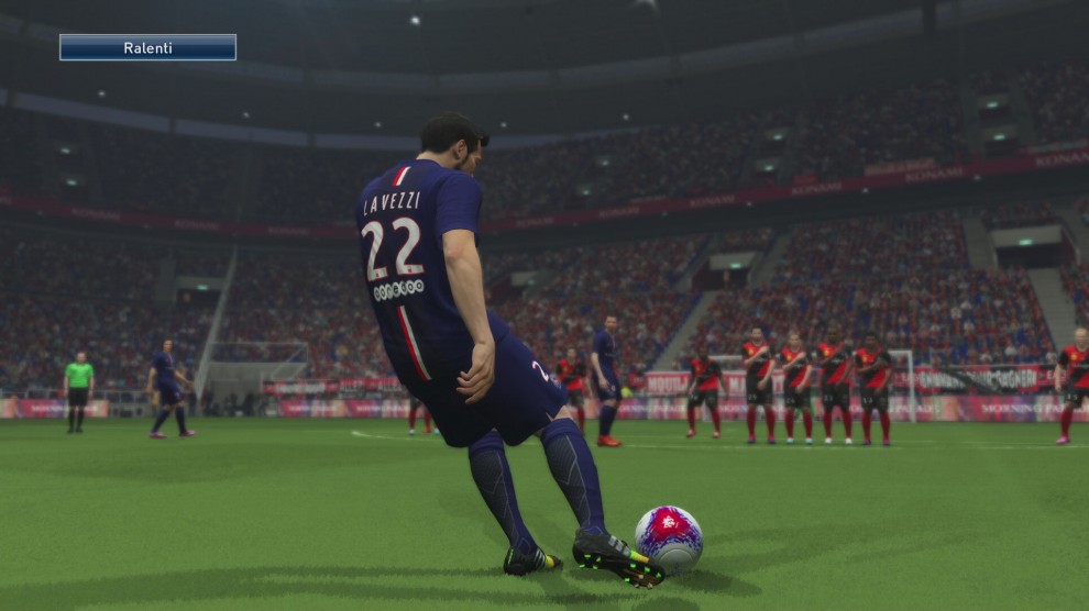PES 2015, la vittoria (contro "FIFA") si conquista sul campo