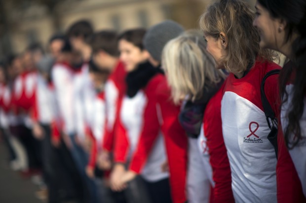 Dall'Italia a al Nepal: il mondo ricorda le vittime dell'Aids