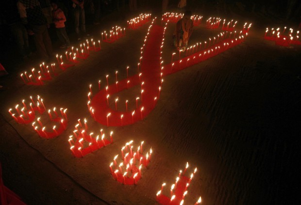 Dall'Italia a al Nepal: il mondo ricorda le vittime dell'Aids
