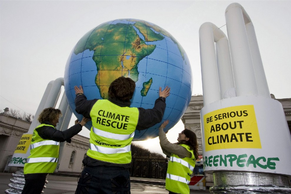 Greenpeace, l'ecodecalogo delle feste
