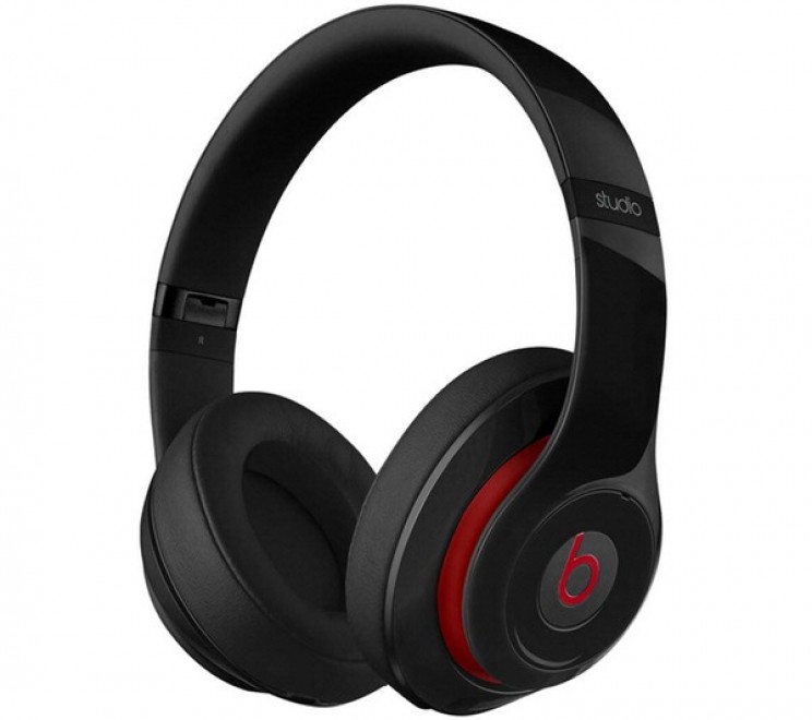 Around-ear, on-ear, in-ear, bluetooth: 10 cuffie da scoprire