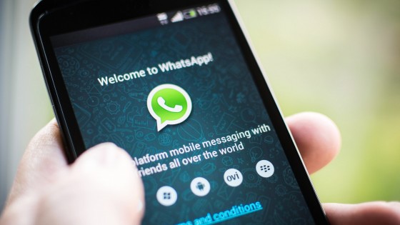WhatsApp, la chat si avvicina ai computer