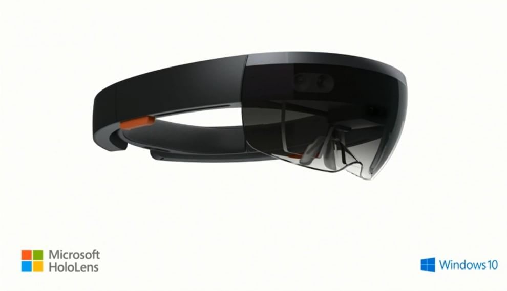 Microsoft HoloLens, gli ologrammi entrano nelle nostre case