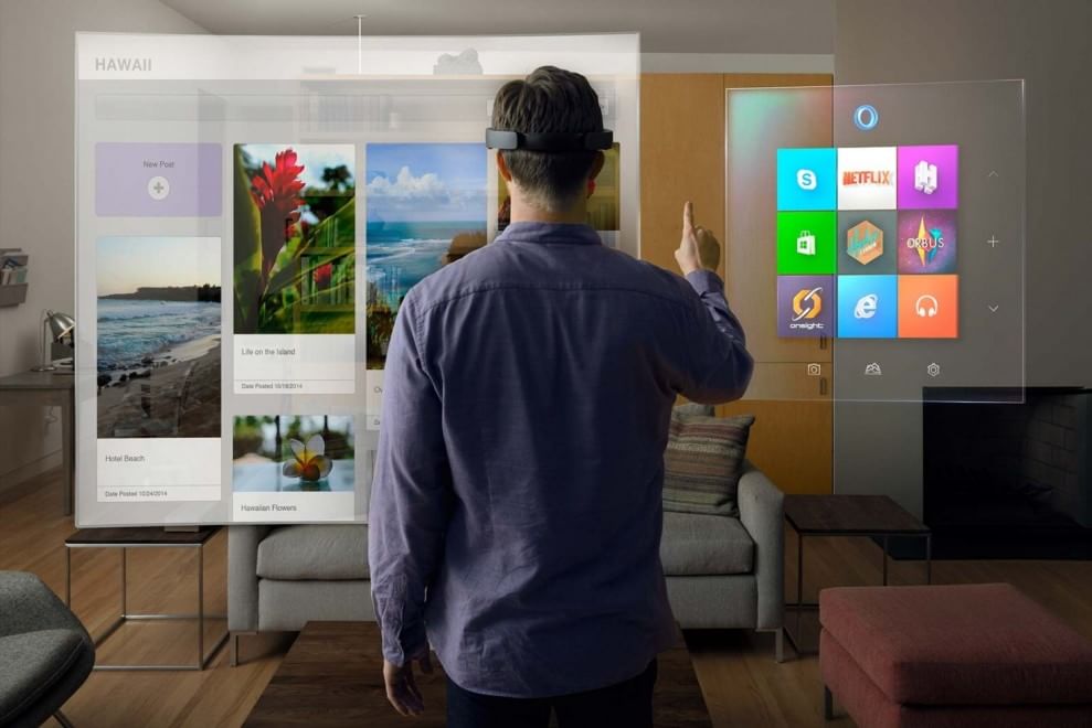 Microsoft HoloLens, gli ologrammi entrano nelle nostre case