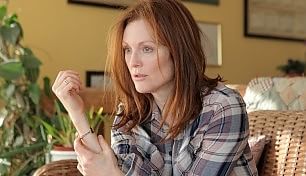 Julianne Moore è Alice  nel paese dei ricordi