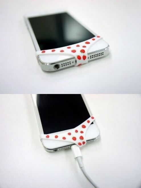 Oltre la creativit&agrave;: la cover per smartphone &egrave; trash