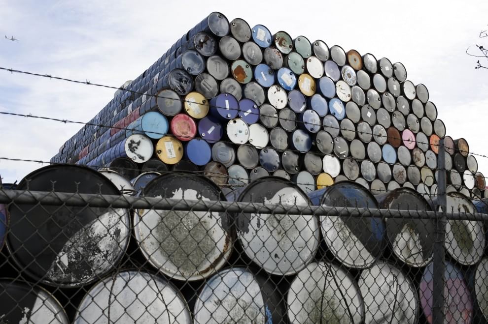 Il riciclo creativo: come si utilizzano i barili di petrolio
