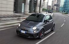 Abarth festeggia i suoi successi al salone di Ginevra