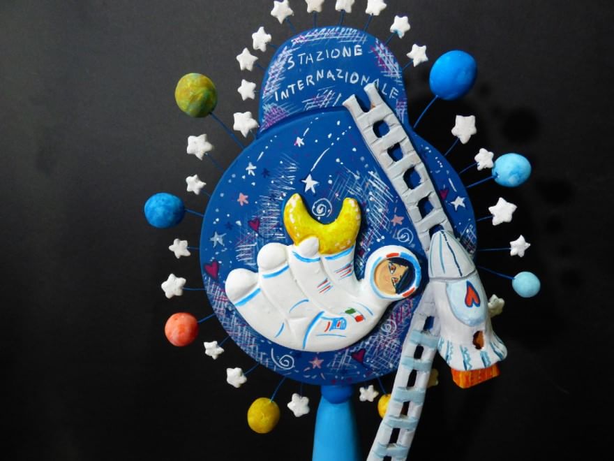 Un fischietto di terracotta per AstroSamantha