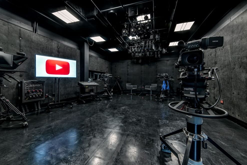 YouTube compie 10 anni: ecco gli studios di New York