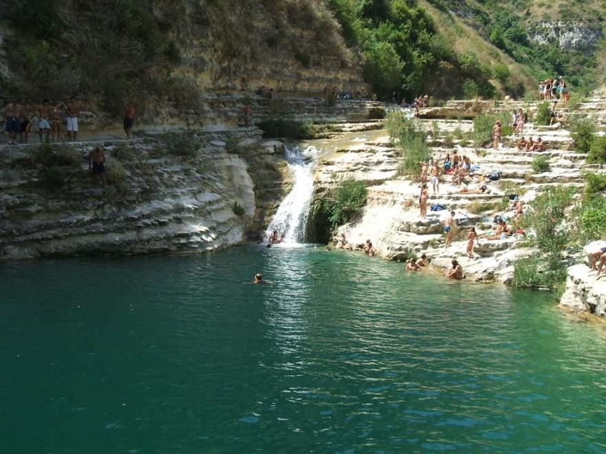 Piccoli paradisi terrestri: le piscine naturali più belle
