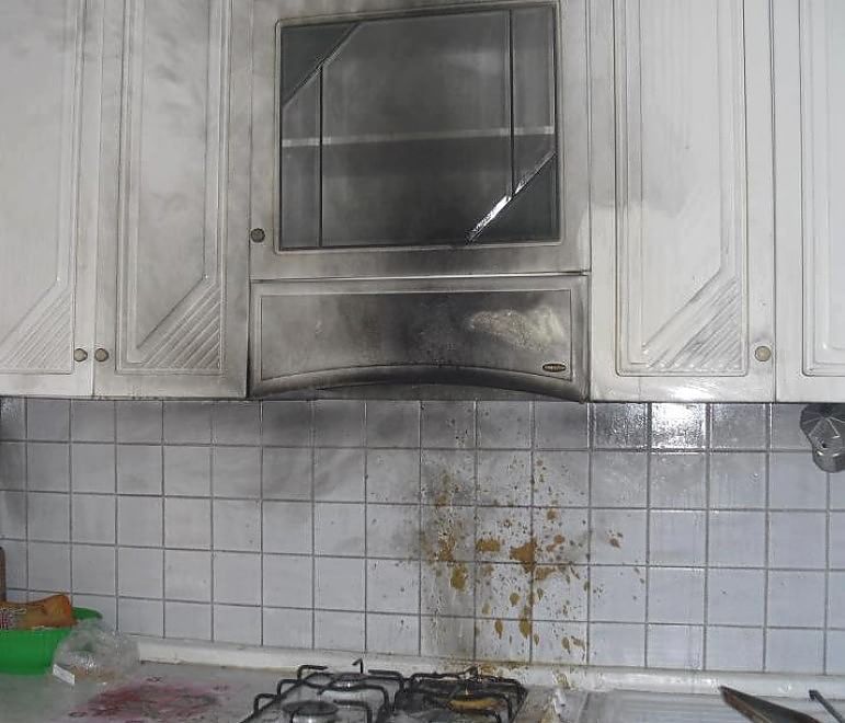 Tracce di convivenza quotidiana, storie di coinquilini disperati