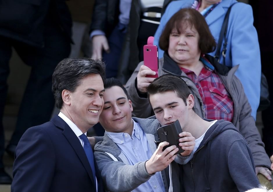 Da Obama a Renzi, il selfie conquista i politici