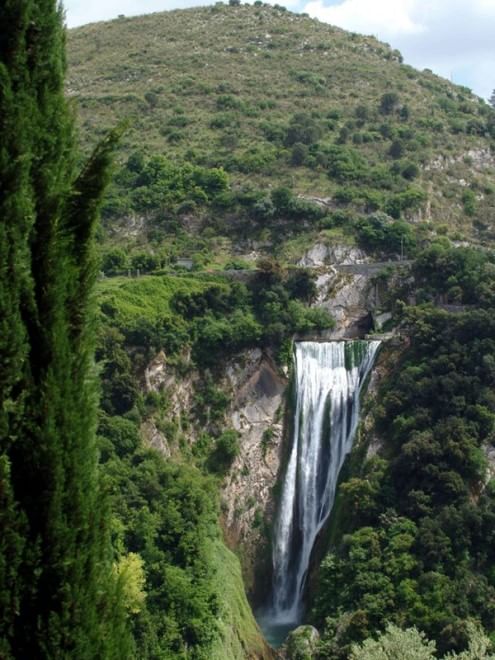 Sulla Via dei lupi, un incontro di meraviglie