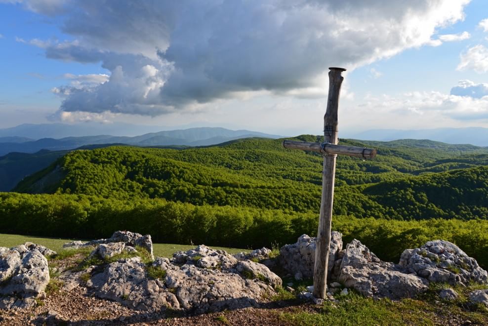 Sulla Via dei lupi, un incontro di meraviglie