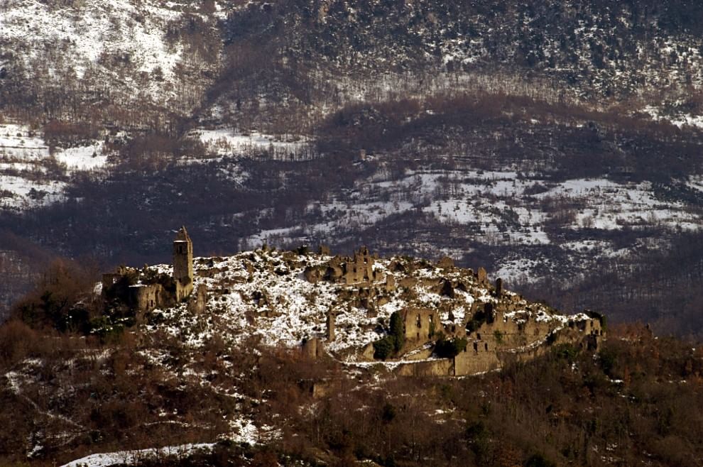 Sulla Via dei lupi, un incontro di meraviglie