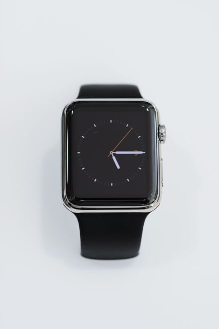 Apple Watch in vendita in 9 paesi. In Italia forse nella seconda metà di maggio