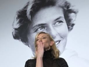 Cate Blanchett: "Sessualità una questione privata, ma non ho avuto rapporti con donne"