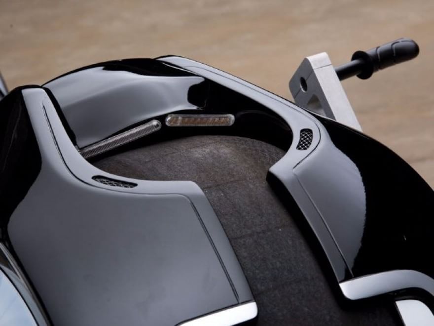 Venduta all'asta "Legacy", la moto di Tron