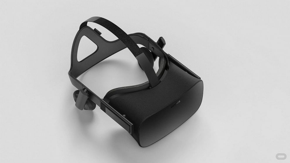 E3: Sony Project Morpheus e Oculus, visori a confronto