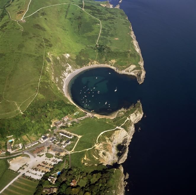 Baie, approdi e porti: 100 luoghi da sogno