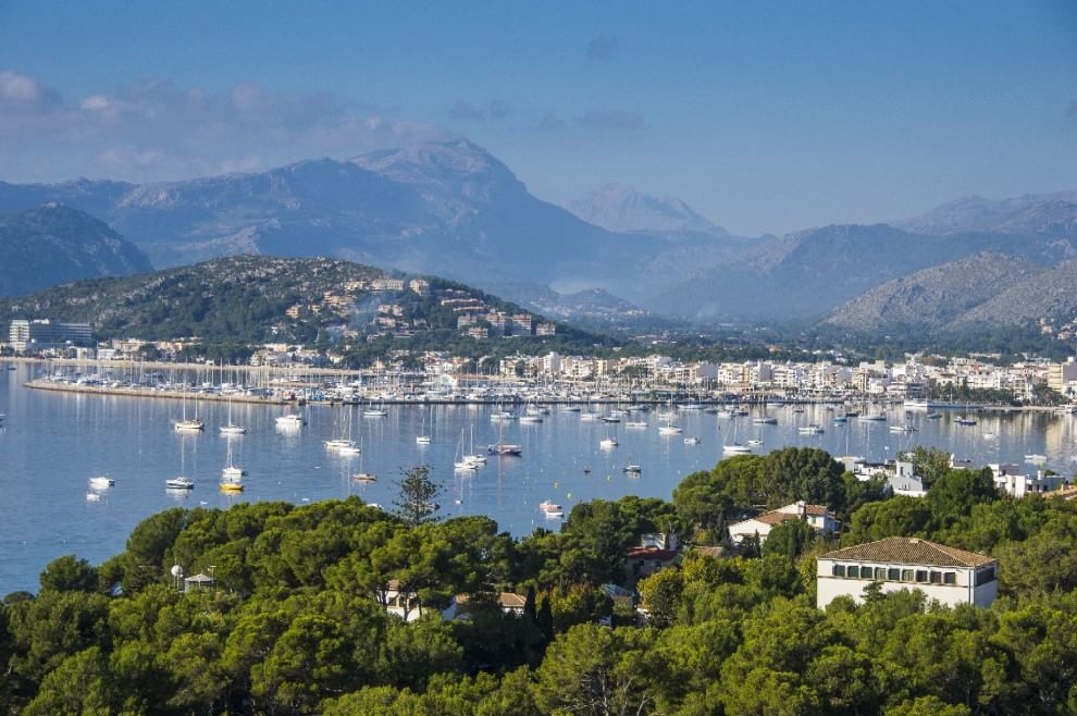 Baie, approdi e porti: 100 luoghi da sogno