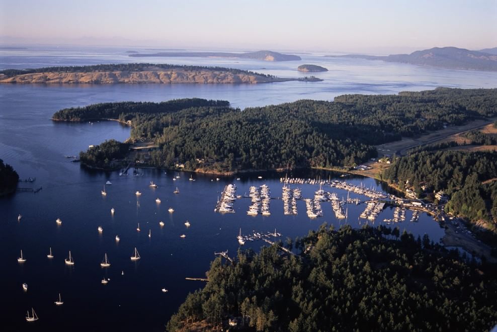 Baie, approdi e porti: 100 luoghi da sogno