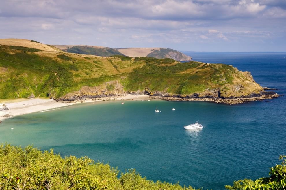 Baie, approdi e porti: 100 luoghi da sogno