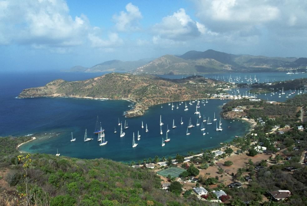 Baie, approdi e porti: 100 luoghi da sogno