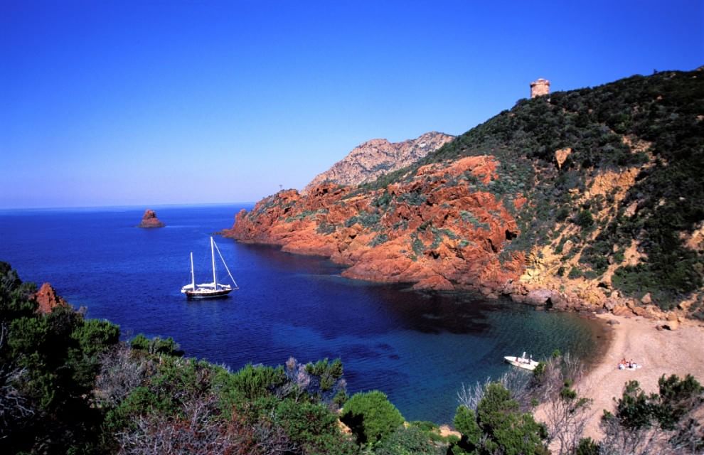 Baie, approdi e porti: 100 luoghi da sogno