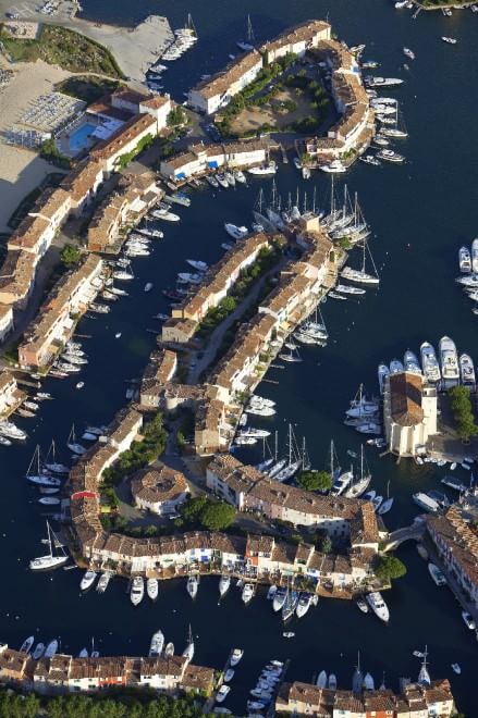 Baie, approdi e porti: 100 luoghi da sogno