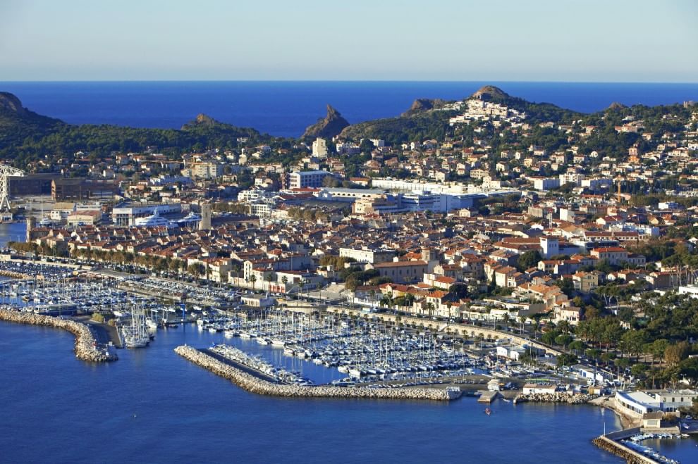 Baie, approdi e porti: 100 luoghi da sogno