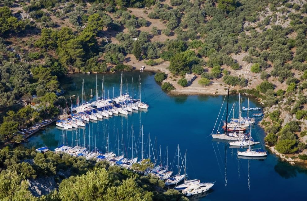 Baie, approdi e porti: 100 luoghi da sogno
