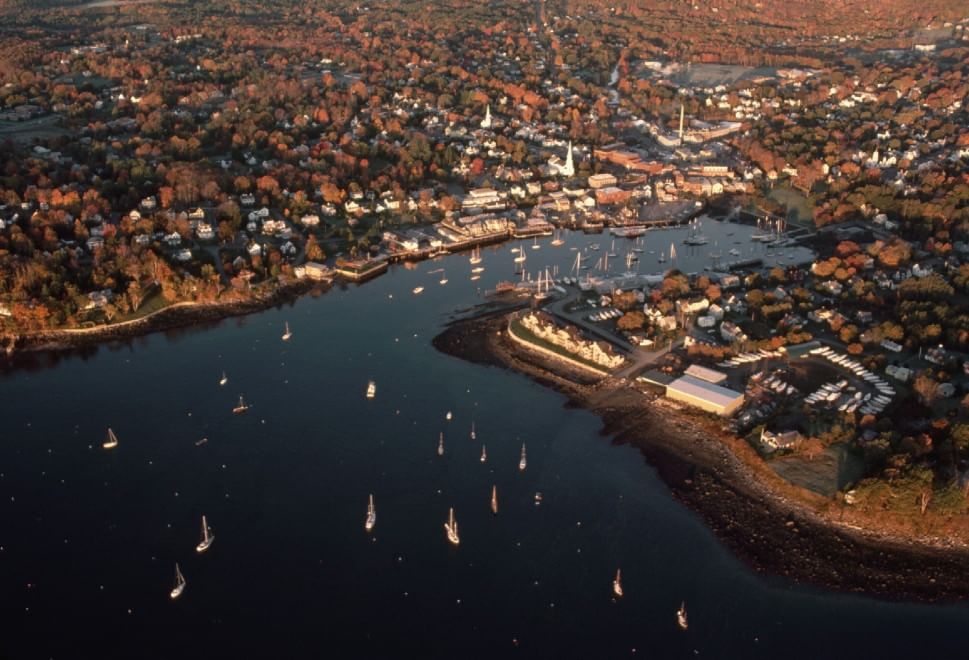 Baie, approdi e porti: 100 luoghi da sogno