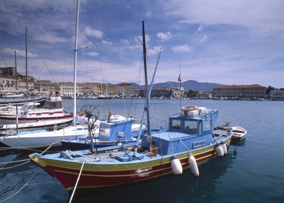 Baie, approdi e porti: 100 luoghi da sogno