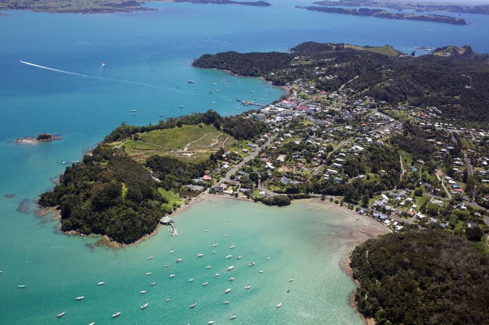 Baie, approdi e porti: 100 luoghi da sogno