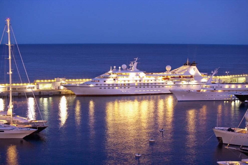 Baie, approdi e porti: 100 luoghi da sogno
