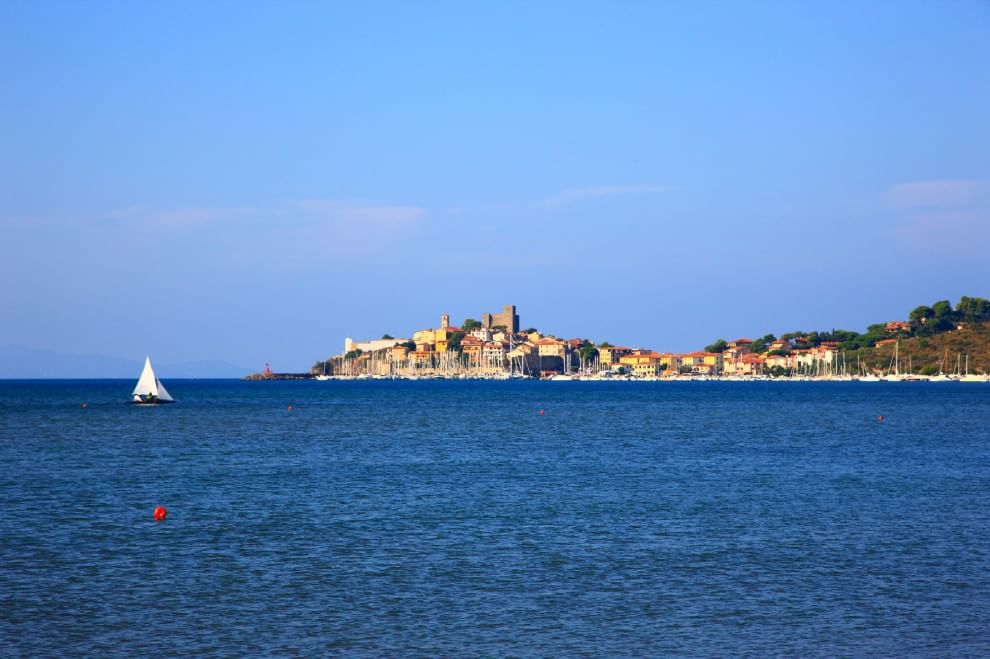 Baie, approdi e porti: 100 luoghi da sogno