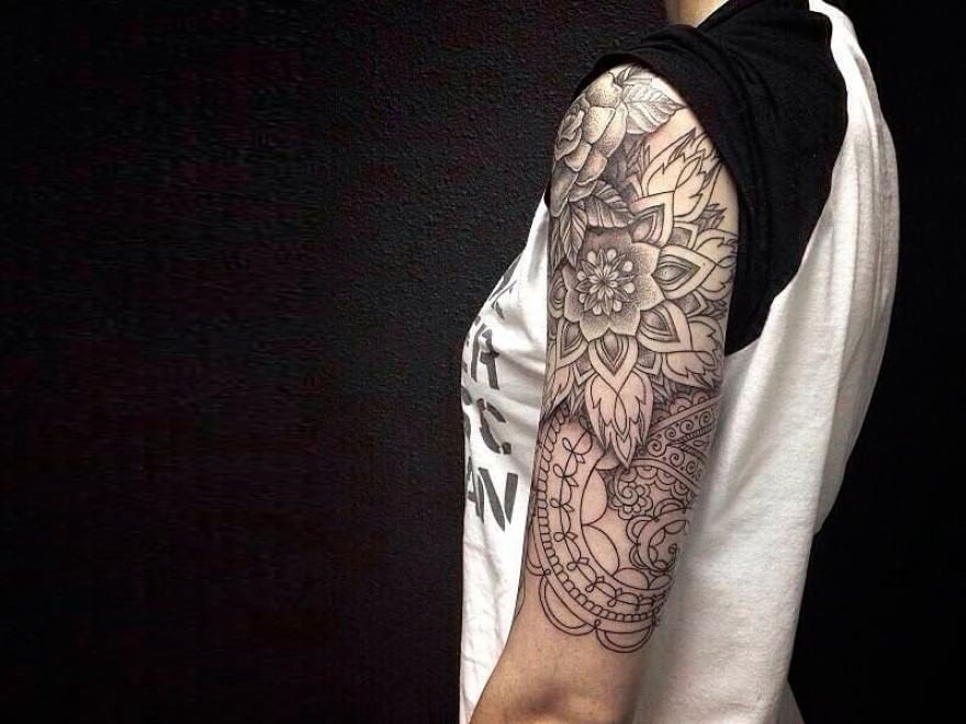 Tatuaggi, il decalogo per rimuoverli