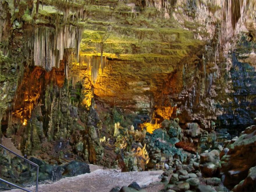 Al riparo dall'afa: le grotte più belle d'Italia
