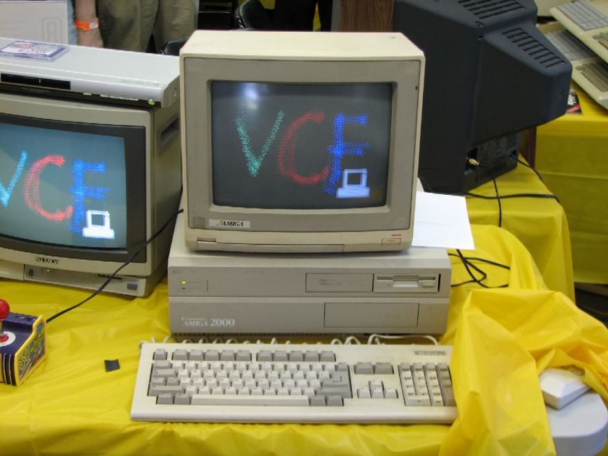 Buon compleanno Amiga, trent'anni fa nasceva il computer della Hi-Toro