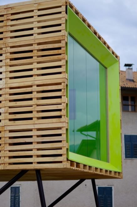 Quella casa sospesa è tutta naturale