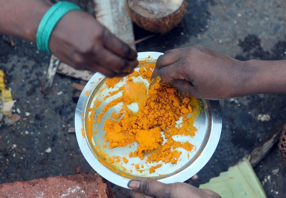 Dal miele alla curcuma, dieci alimenti da provare per prevenire le malattie
