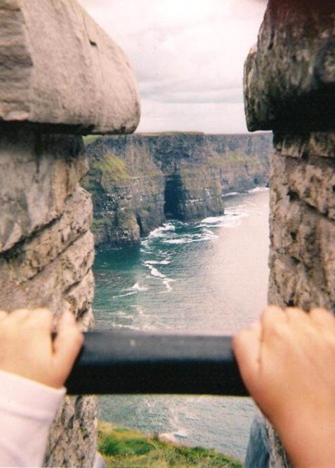 Illusioni e false prospettive: quando la foto inganna