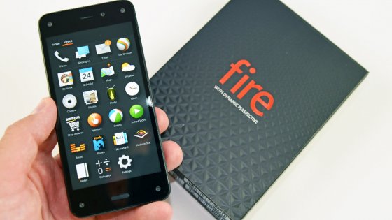 Dopo il flop del Fire Phone, Amazon ci ripensa: niente più smartphone