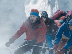"Everest", il kolossal ad alta quota. Jason Clarke: "Abbiamo rischiato di congelare"